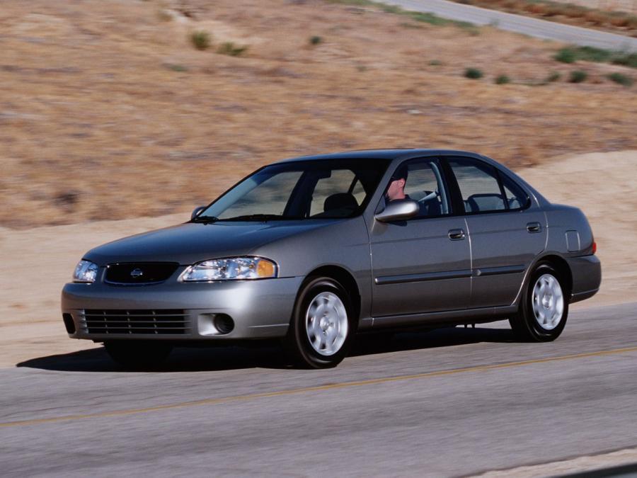  Nissan Sentra 1999 года  (фото 16 из 25)